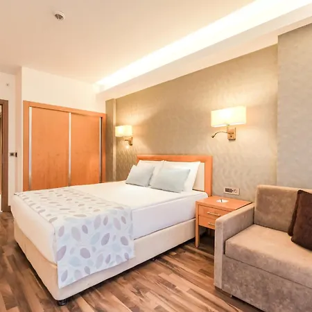 Orka Village Hisaroenue ホテル フェティエ